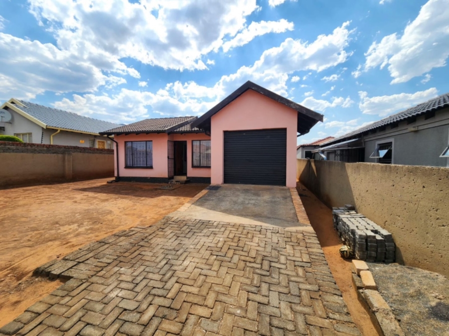 2 Bedroom Property for Sale in Tlhabane West North West